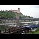 Schloss Mělník nahe des Zuflusses der Moldau